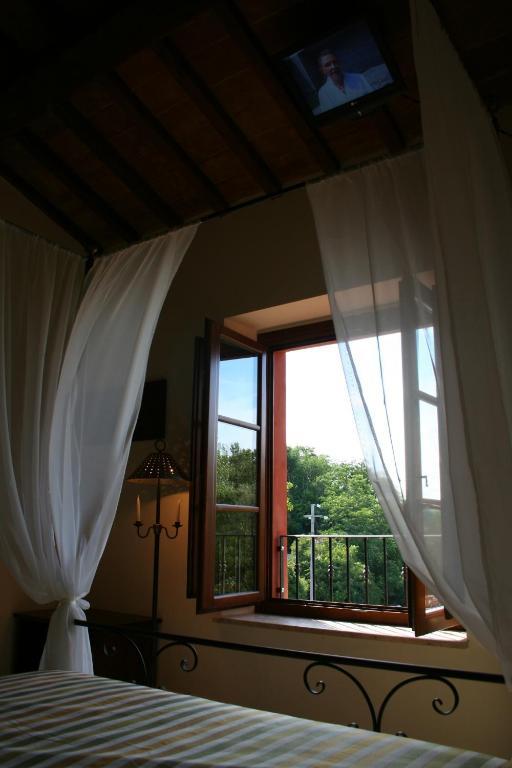 Albergo Vecchia Porta Мателика Экстерьер фото